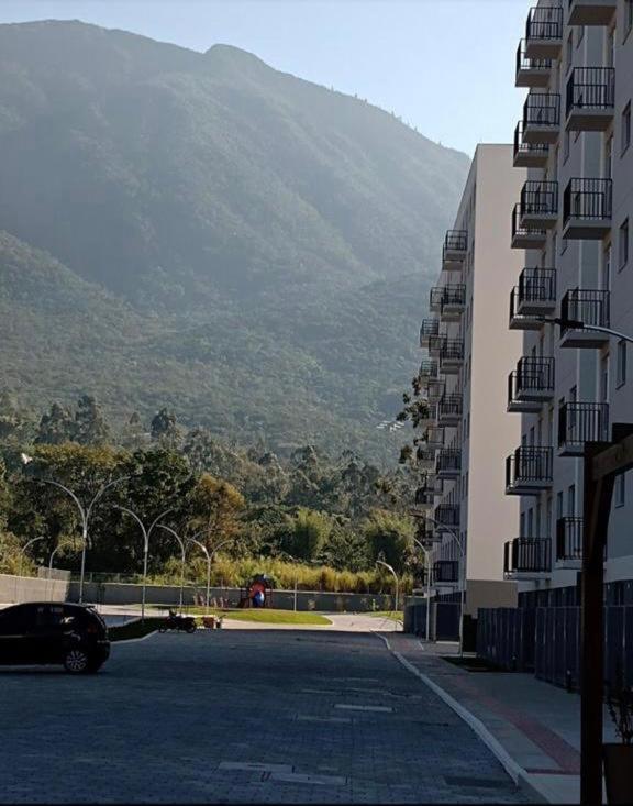 Apartamento Na Palhoca, Com Vista Para O Mar, Proximo A Mercados, Padarias E Farmacias. Buitenkant foto
