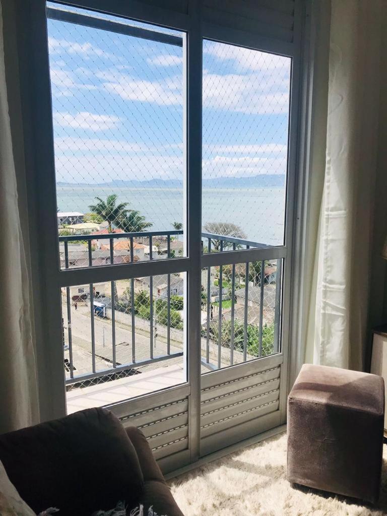 Apartamento Na Palhoca, Com Vista Para O Mar, Proximo A Mercados, Padarias E Farmacias. Buitenkant foto