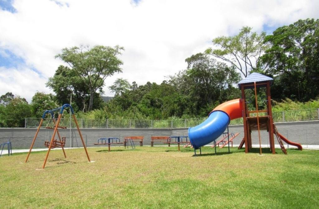 Apartamento Na Palhoca, Com Vista Para O Mar, Proximo A Mercados, Padarias E Farmacias. Buitenkant foto